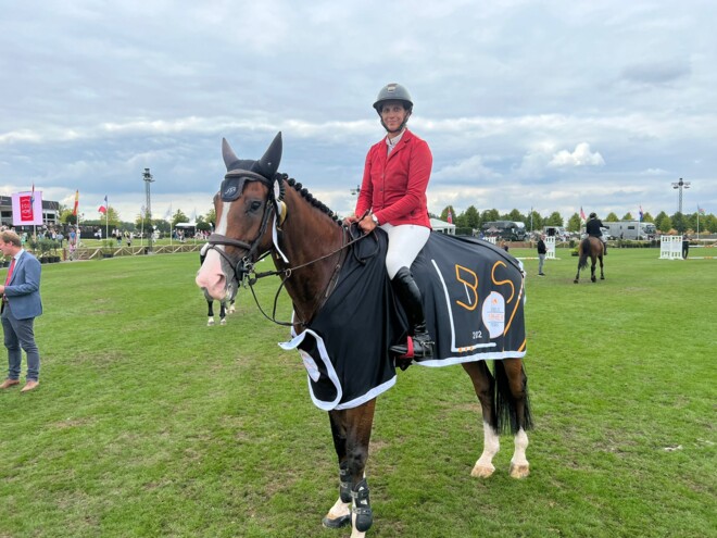 Virginie Thonon wint de CSI2* GP van Brussel!