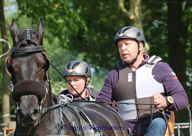 Jacques Poppen wint finale KNHS-Witte van Moort Para Men Trophy