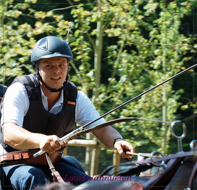 Glenn Geerts op podium in Saumur