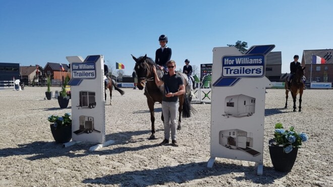 CSI2* Opgl.: Strubbe snelt naar winst!