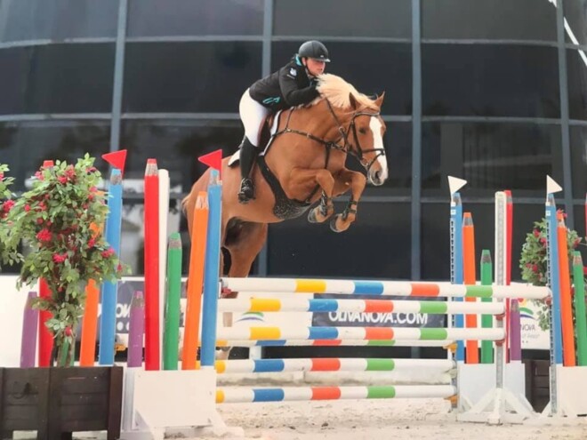 Jessica Geurts verkoopt Otto Vd Bisschop!