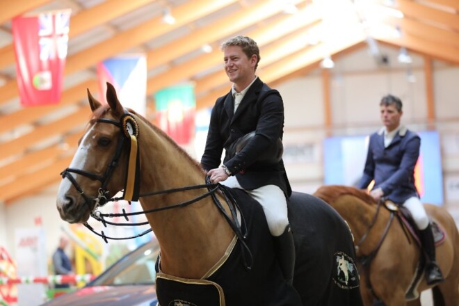 CSI2* Kronenb: Pieter Kenis snelt naar winst