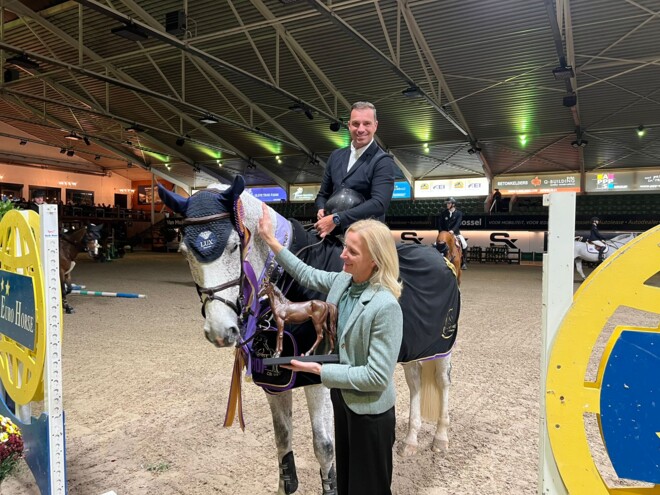 Christophe Vanderhasselt overklast de concurrentie in het Azelhof