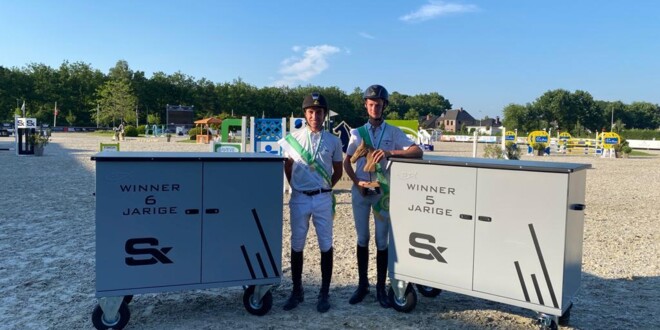 Straffe springpaarden tijdens Nationale Finale SBB Competitie voor Jonge Paarden