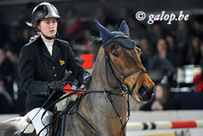 LRV Oost-Vlaanderen: Stefanie De Smedt in Hulsterlo