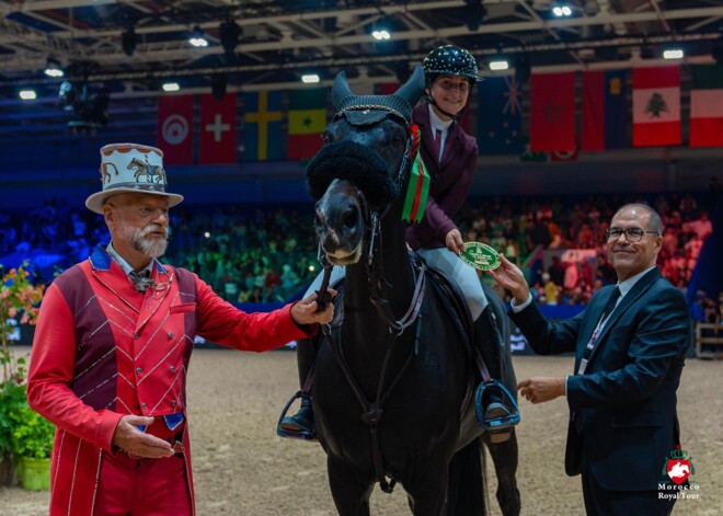 Charlotte Philippe en Cyril Cools schitteren op het podium in El Jadida