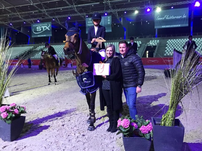 CSIU25 Opglab.: Belgen naast het podium...