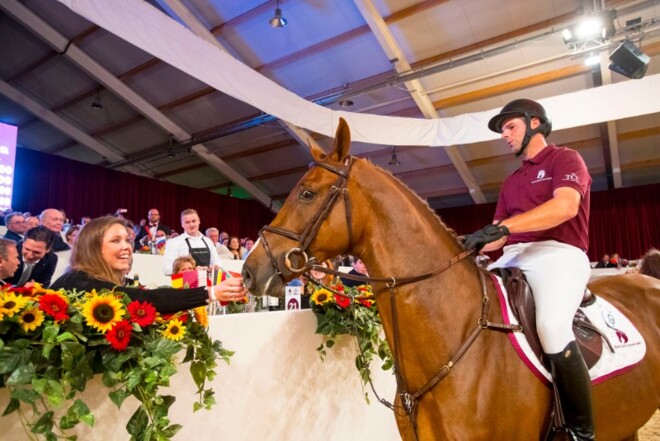 Immanuel R breekt DSHS-record met €450.000