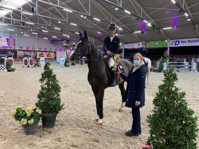 Ook Gilles Thomas wint in het Azelhof!
