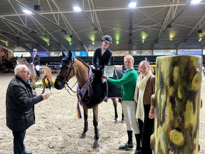 Emilie Conter wint opnieuw in het Azelhof van Lier!