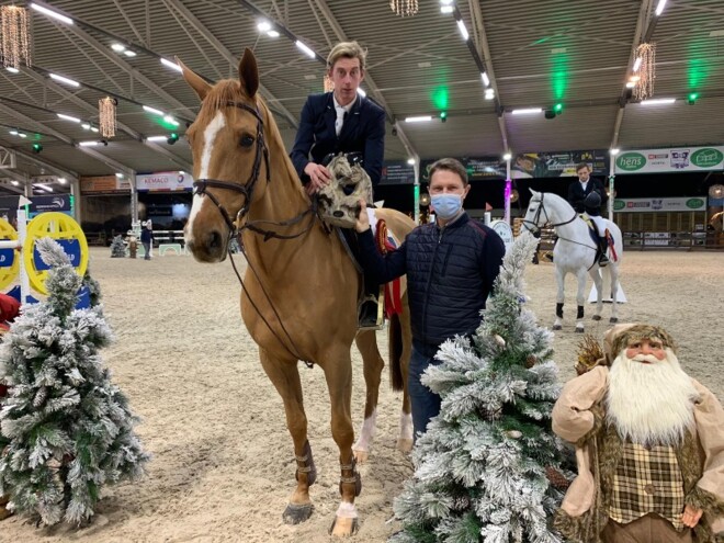 Ook Jeroen Appelen wint in het Azelhof!