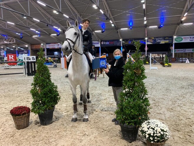 Thibeau Spits klopt Jeroen de Winter in Lier