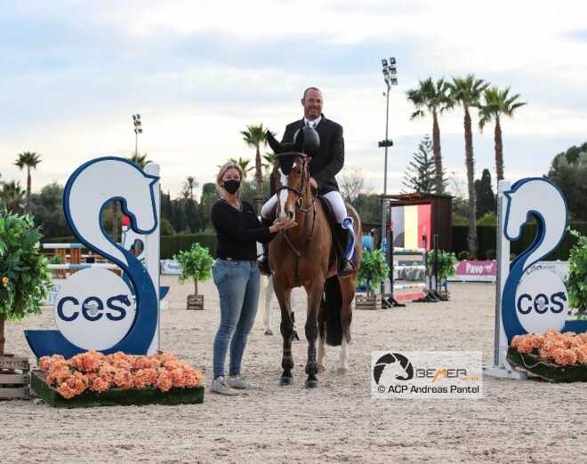 Bart Clarys wint de hoofdrubriek in Valencia