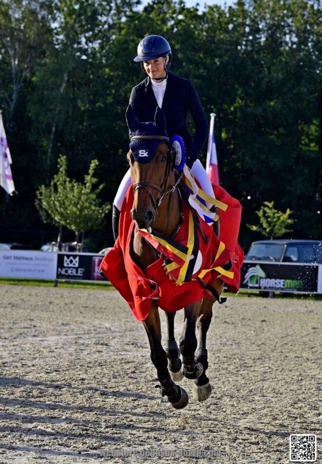 Petronella Andersson wint het BK 7j!
