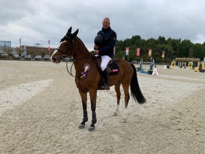 Bart Bles houdt duo Belgen van de winst...