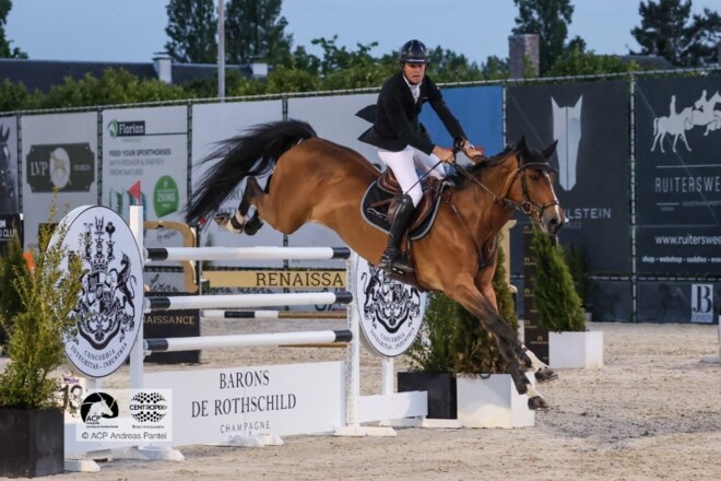 Van Paesschen wint de CSI2* GP Bonheiden!