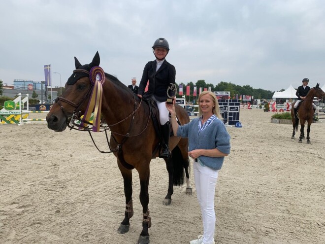 Maud Pietroniro start de dag met winst!