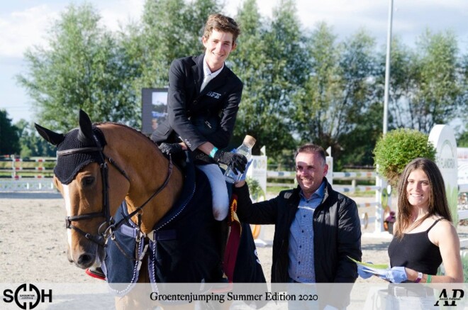 Thuisoverwinning voor Thibeau Spits!