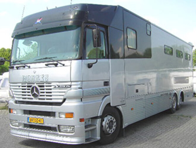 Paardenvrachtwagen 8 paarden + living