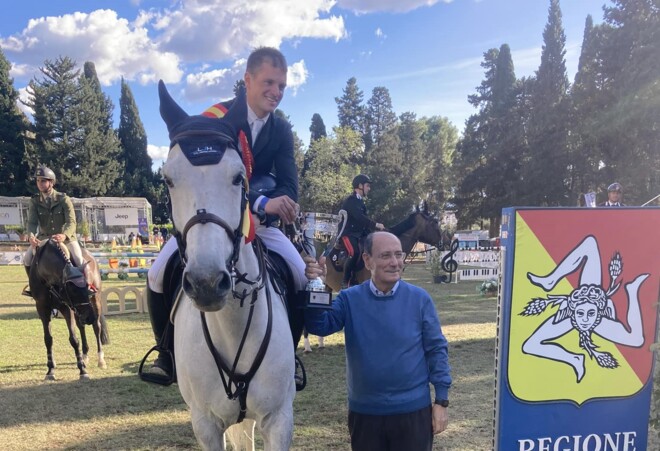Bertrand Genin triomfeert in de CSI2* GP van Palermo