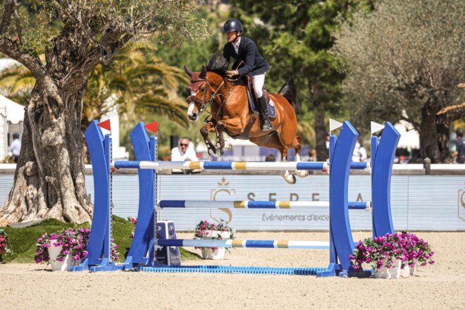 Wilm Vermeir neemt winnende start in St. Tropez