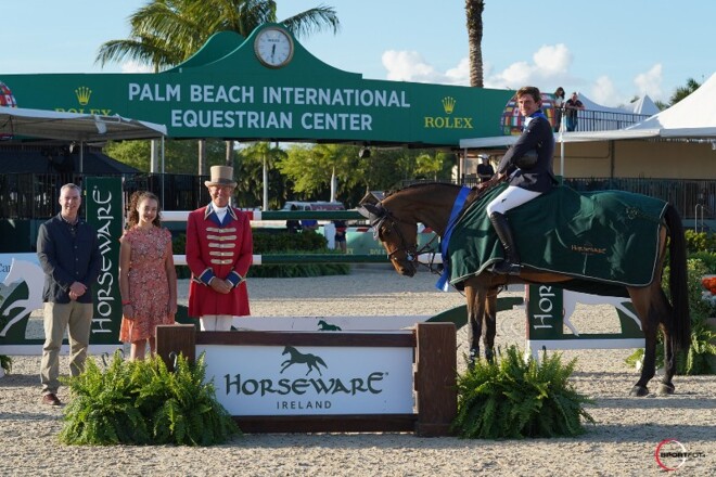 Darragh Kenny wint CSI3* GP van Wellington!