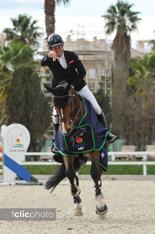 Constant van Paesschen wint de GP in Oliva!
