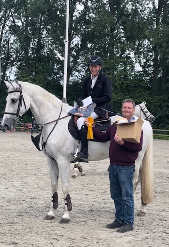 Xander Van Es wint Cavalor Cup en Ellen de Swert wint klasse 6 GT