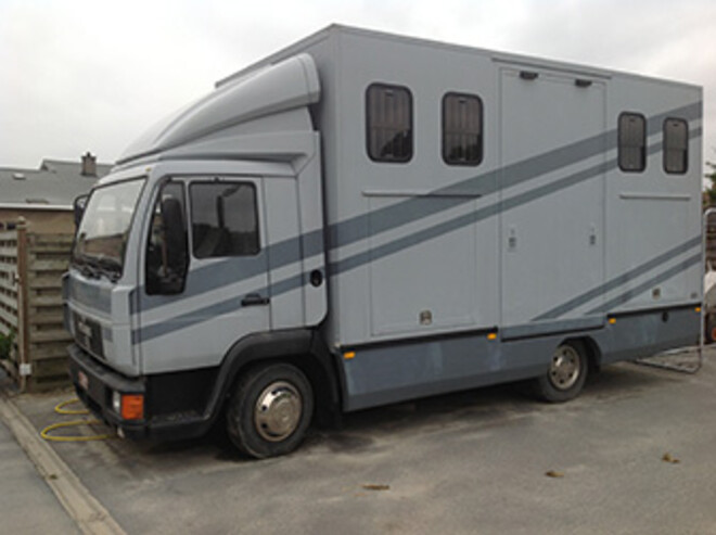 paardenvrachtwagen M.A.N - voor 4 paarden
