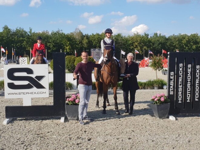 CSIOJ Opglab.: Winst voor Emilia Housen!