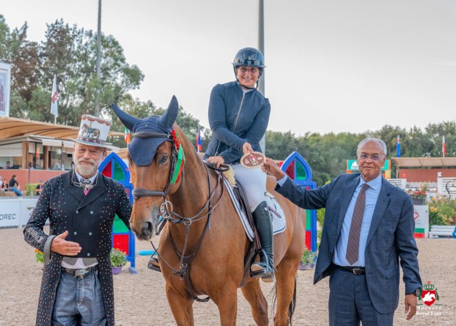 Opnieuw podiumplaats voor Charlotte Philippe en Godiva S!