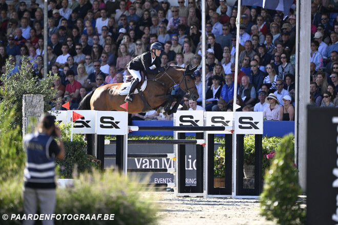 Gilles Thomas springt naar winst in ‘s Hertogenbosch