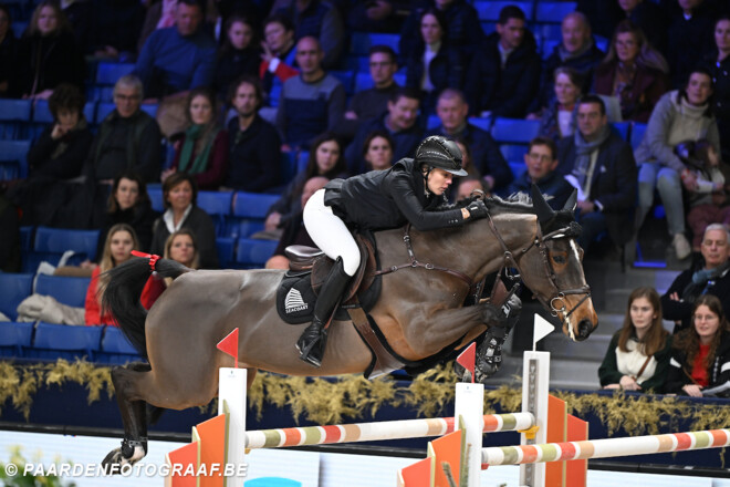 Gudrun Patteet springt naar zilver in Compiègne