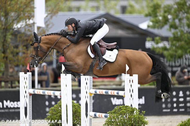 Springfout houdt Stijn Timmerman van het Grand Prix-podium in Kronenberg