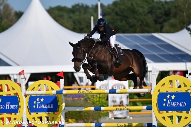 Annelies Vorsselmans springt de top 10 binnen in hoofdrubriek van Hickstead