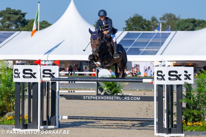 Duo-dominantie Vermeir: vader won CSI3* GP in Azelhof, dochter schitterde in pony-finale Sentower