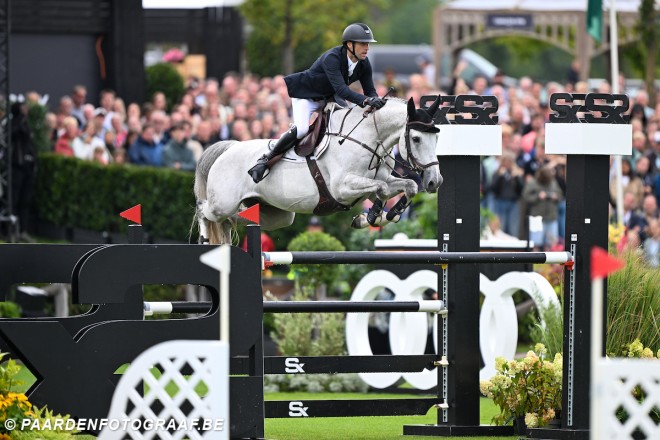 Zwart-geel-rood boven in CSI4* en CSI5*