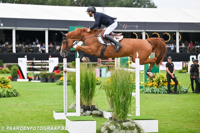 Belgische nagelbijter in Fontainebleau: Devos en Guery grijpen podium in razendspannende CSI5*