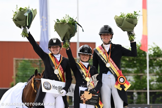 Suraya Hendrikx kroont zich tot Belgisch kampioene in BK Kleine Tour Freestyle