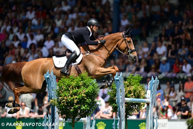 Nicola Philippaerts snelt naar winst in belangrijke GCL-kwalificatie van Parijs
