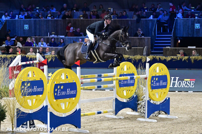 Jules Van Hoydonck wint opnieuw in het Azelhof!