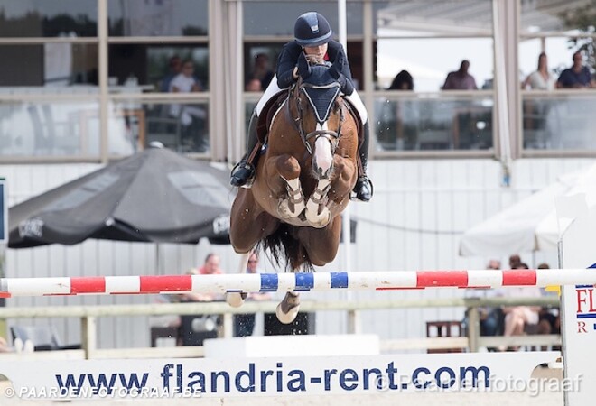Maartje Verberckmoes wint CSI1* GP Parijs