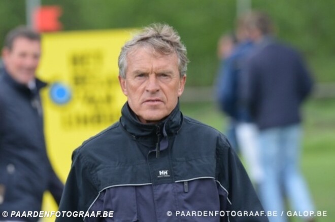 Nooren niet langer Zweeds bondstrainer