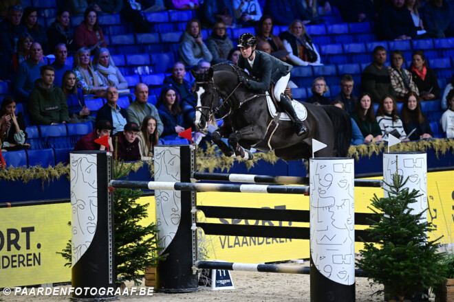 Gilles Thomas springt op het podium in Dinard!