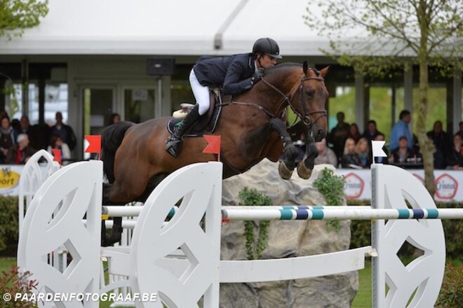 Hengst van Joris Van Dijck wint 1.50m Bourg