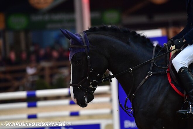 Delphine Kindt start de dag met winst!