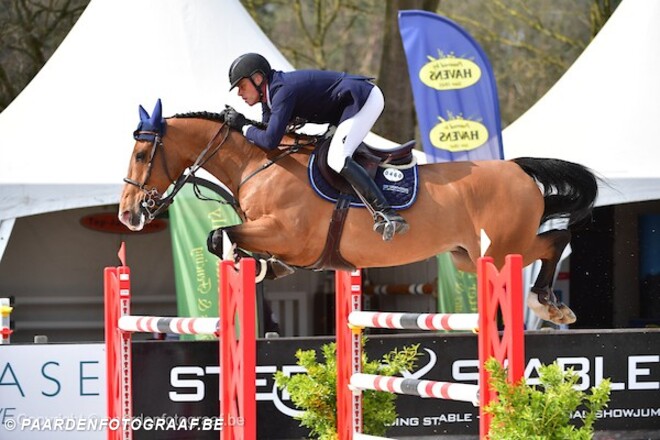 Anciaume voor Hendrickx en O. Philippaerts!