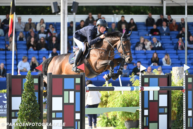 Axel Vandoorne schittert in hoofdrubriek van Oliva
