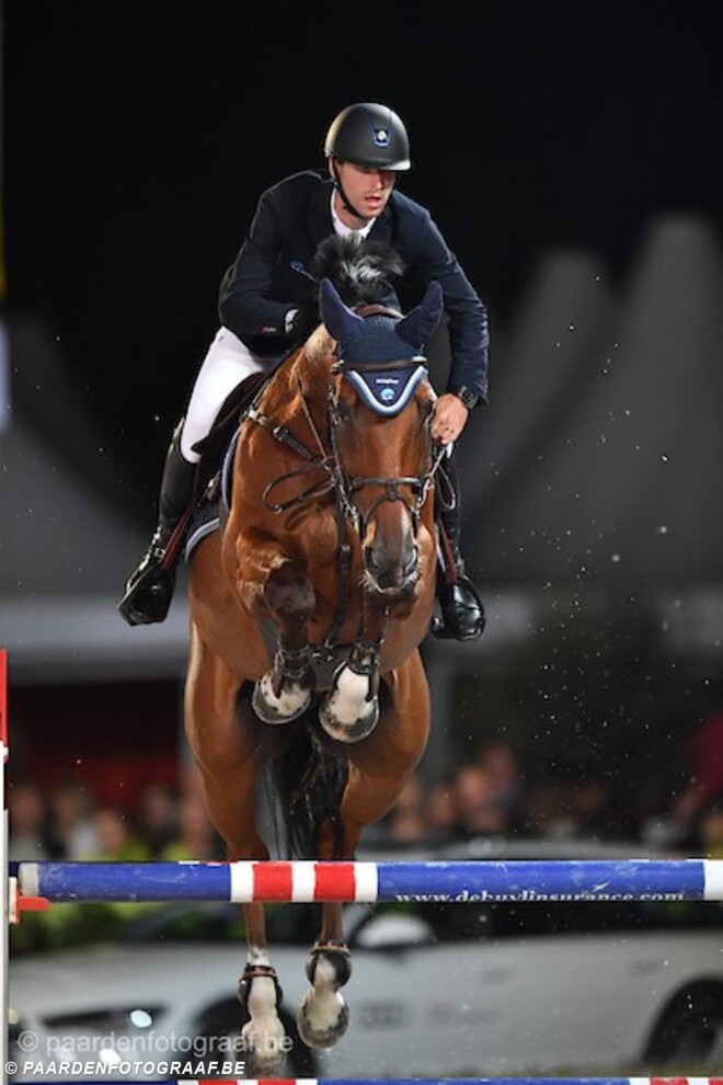 Pieter Devos neemt droomstart in WB finale