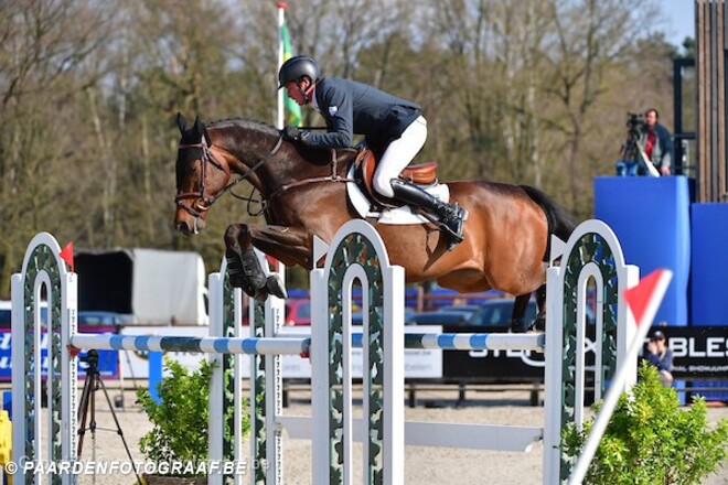 Clemens schittert in hoofdrubriek New York!